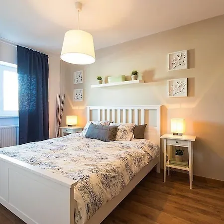 Apartment White Velvet